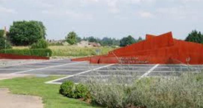 La Roulotte Des Trois Arbres Bed and Breakfast Oradour-sur-Glane Εξωτερικό φωτογραφία